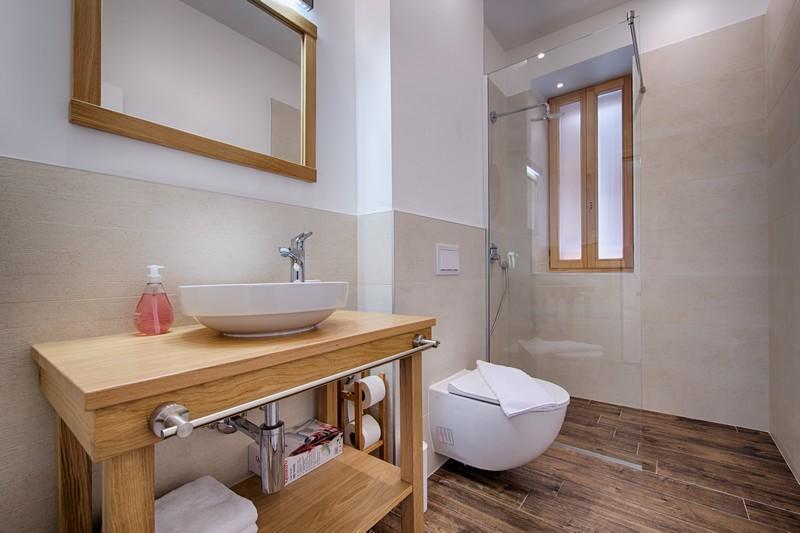 Apartments Villa Glorija Комижа Экстерьер фото